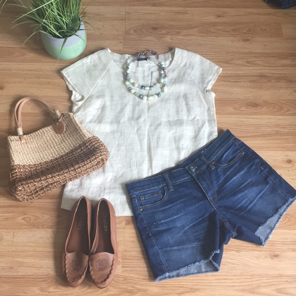 J. Crew Tops - J Crew White/Gold Linen Top WITH POCKETS